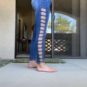 It is a small to medium, blue